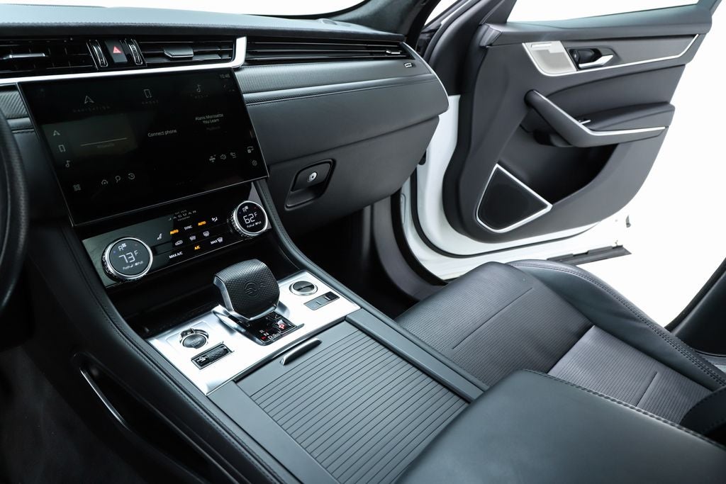 2022 Jaguar F-PACE SVR