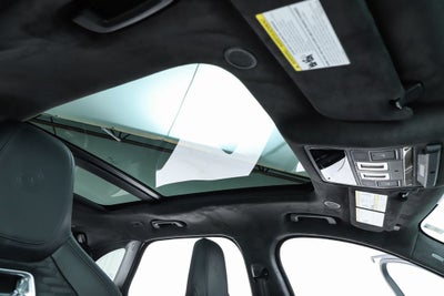 2022 Jaguar F-PACE SVR