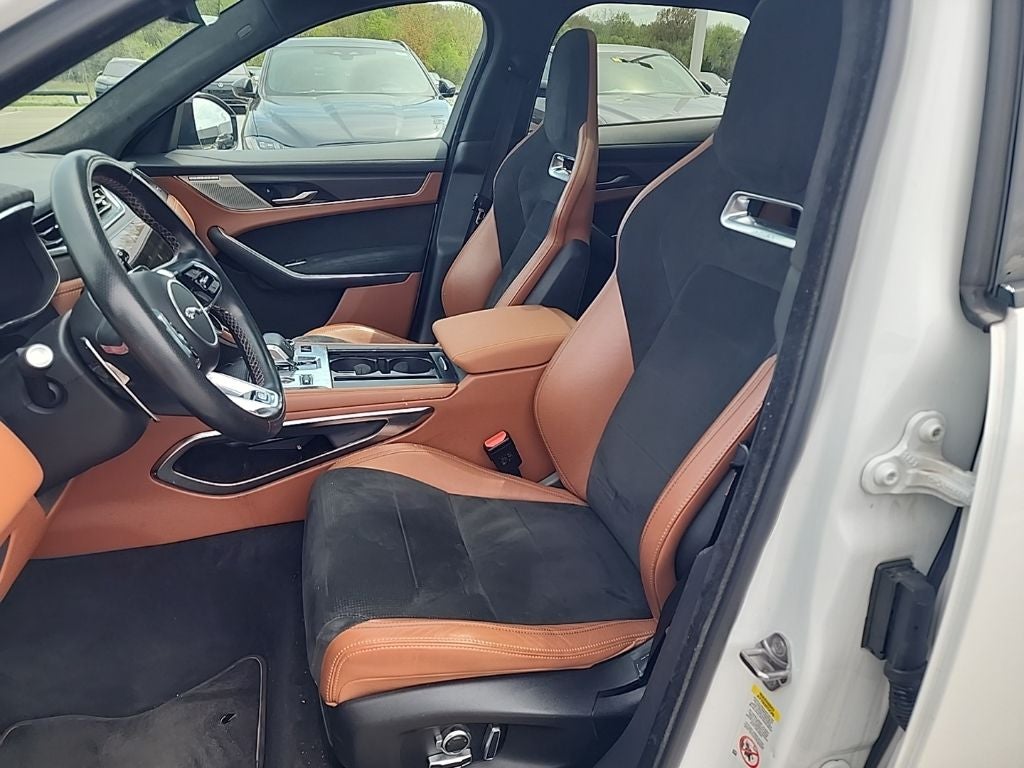 2023 Jaguar F-PACE SVR