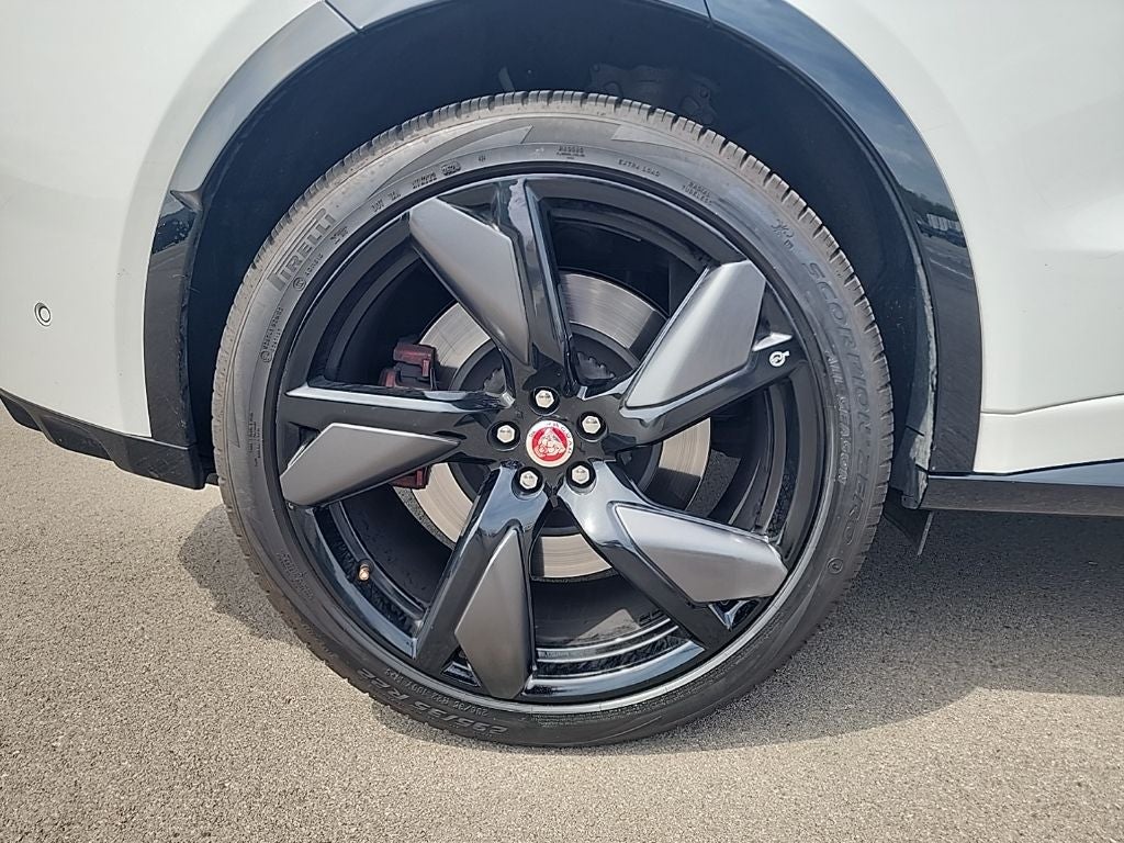 2023 Jaguar F-PACE SVR