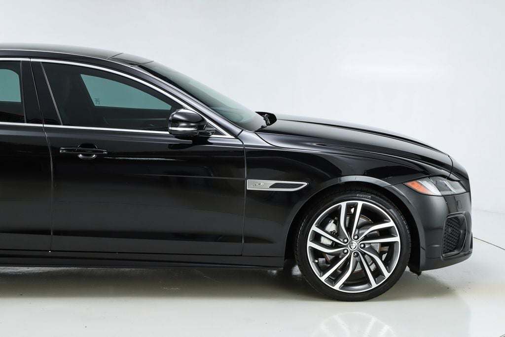 2024 Jaguar XF R-Dynamic SE