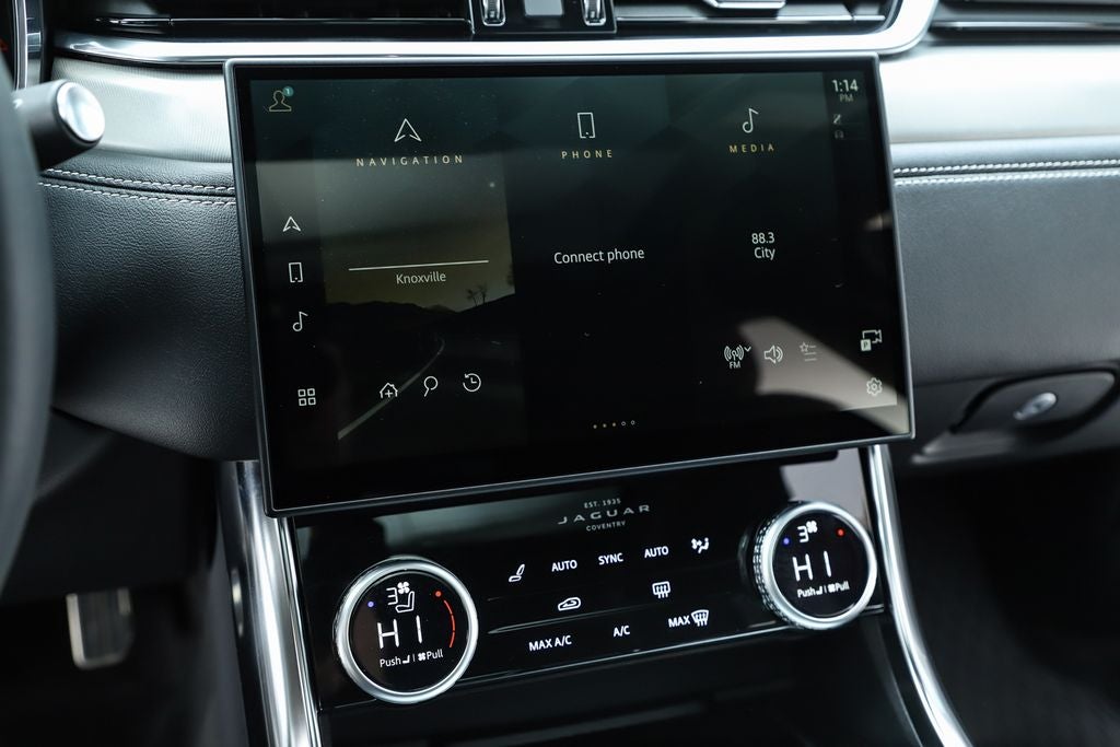 2024 Jaguar XF R-Dynamic SE