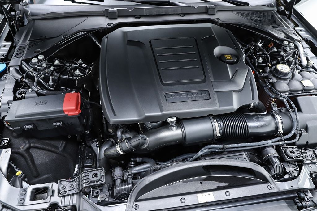 2024 Jaguar XF R-Dynamic SE