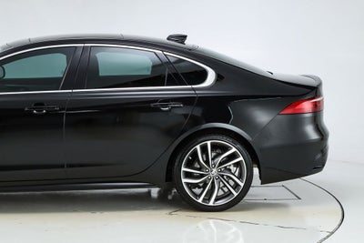 2024 Jaguar XF R-Dynamic SE
