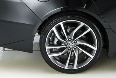 2024 Jaguar XF R-Dynamic SE