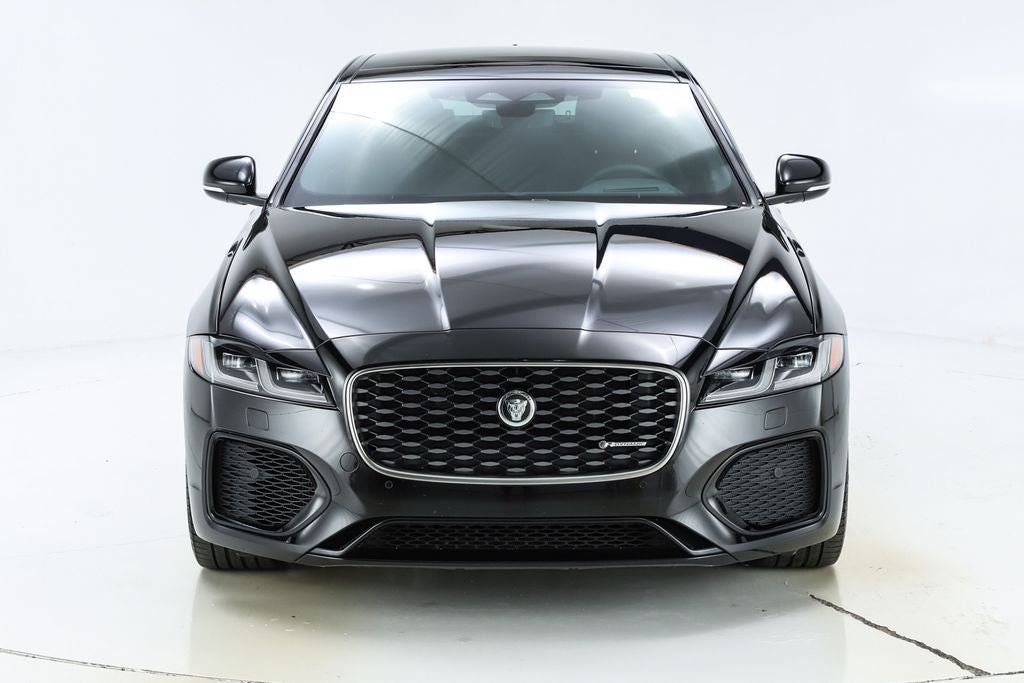 2024 Jaguar XF R-Dynamic SE