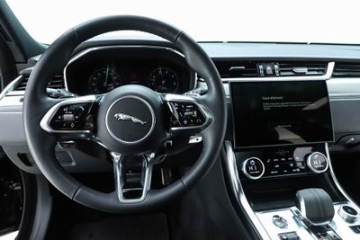 2024 Jaguar XF R-Dynamic SE