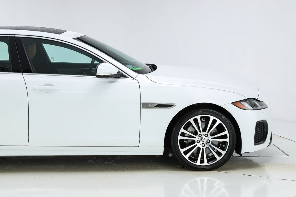 2024 Jaguar XF R-Dynamic SE