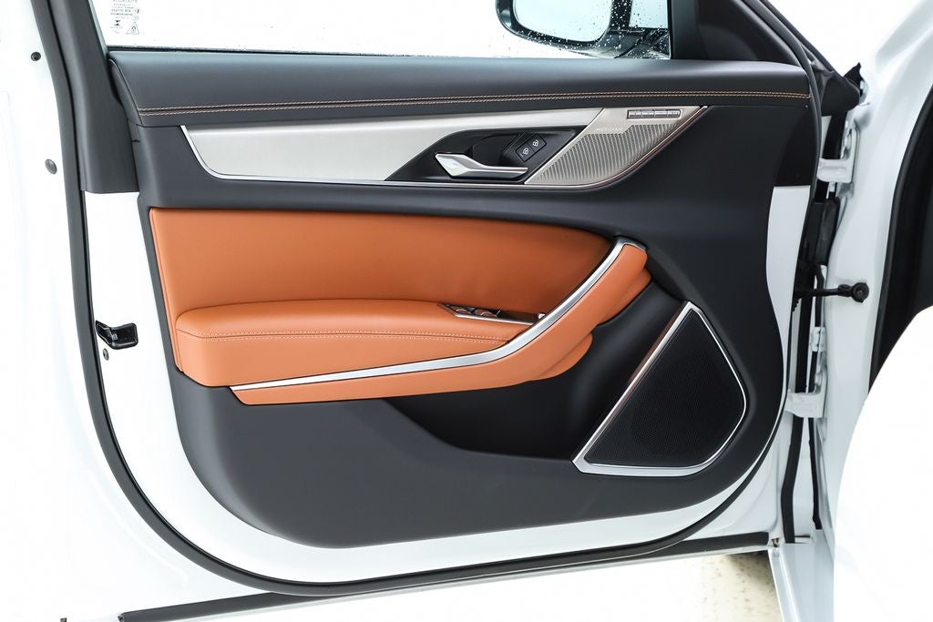 2024 Jaguar XF R-Dynamic SE