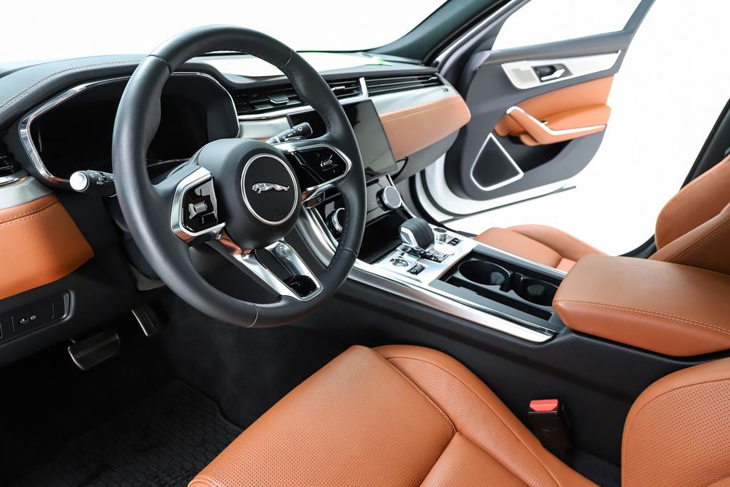 2024 Jaguar XF R-Dynamic SE