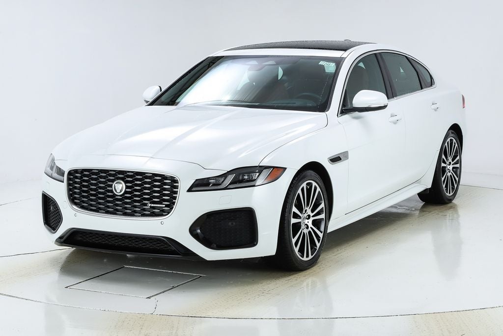 2024 Jaguar XF R-Dynamic SE
