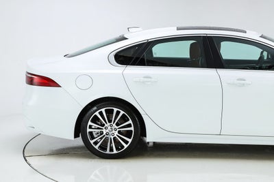 2024 Jaguar XF R-Dynamic SE