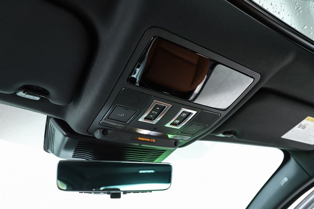 2024 Jaguar XF R-Dynamic SE