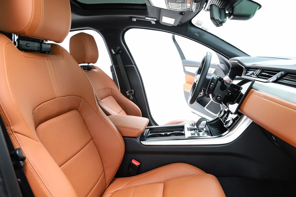 2024 Jaguar XF R-Dynamic SE