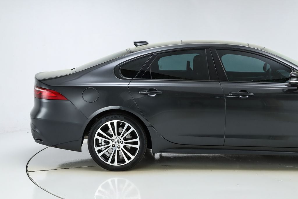 2024 Jaguar XF R-Dynamic SE