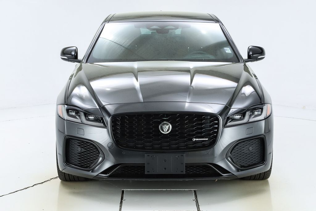 2024 Jaguar XF R-Dynamic SE