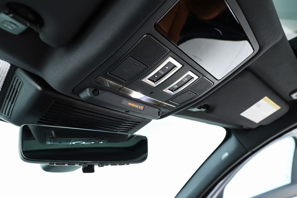 2024 Jaguar XF R-Dynamic SE