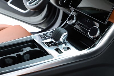 2024 Jaguar XF R-Dynamic SE