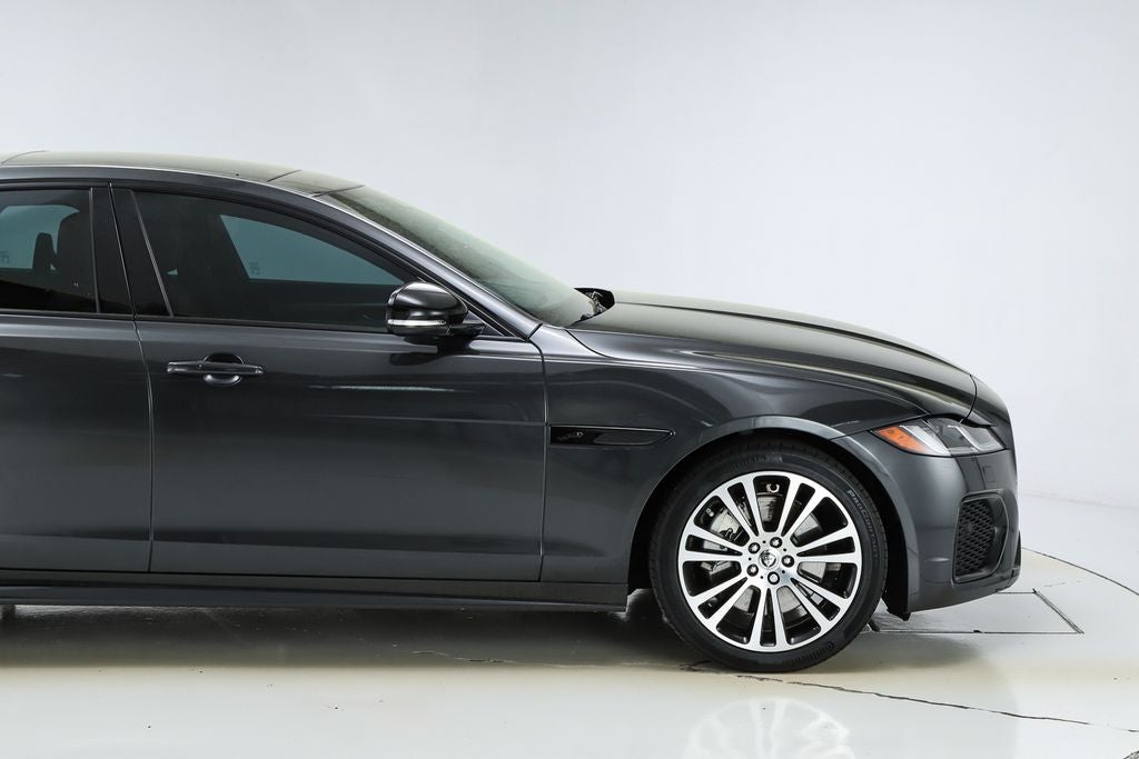 2024 Jaguar XF R-Dynamic SE