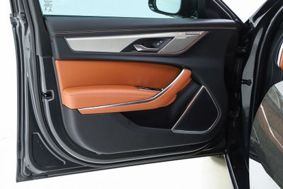 2024 Jaguar XF R-Dynamic SE