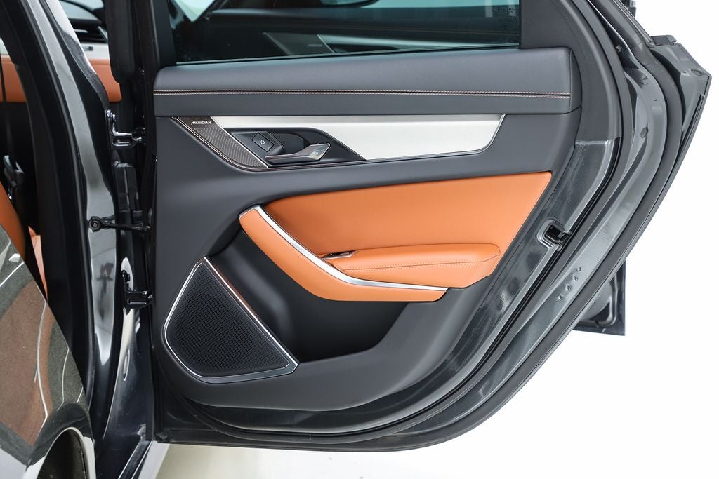 2024 Jaguar XF R-Dynamic SE