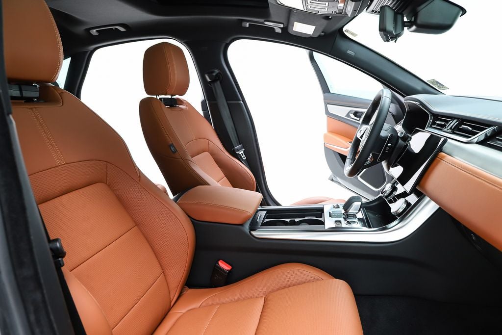 2024 Jaguar XF R-Dynamic SE