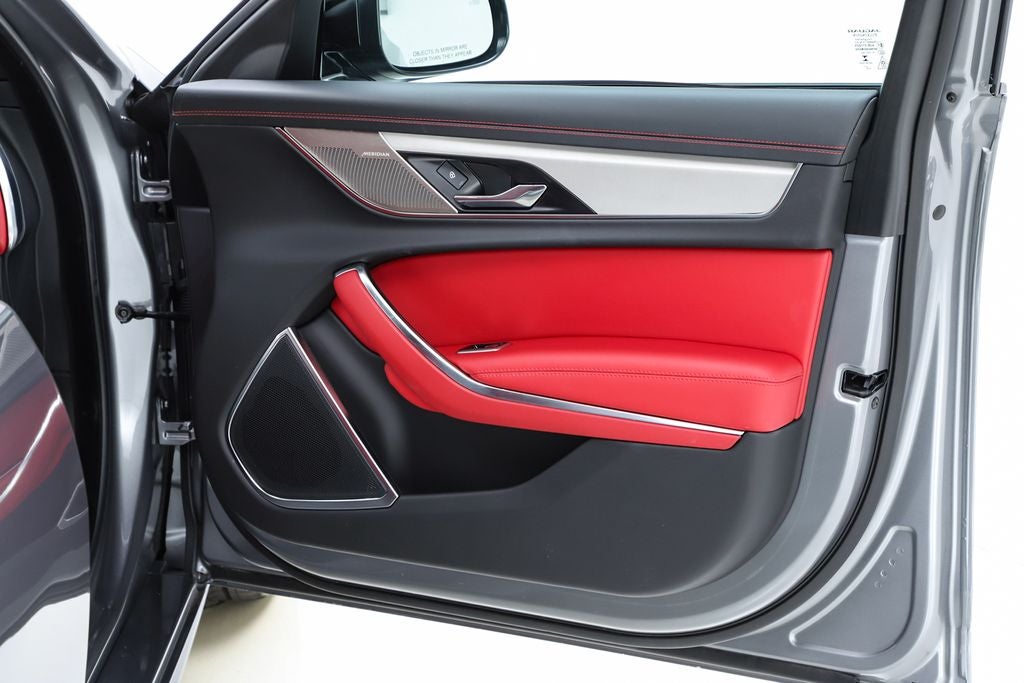 2024 Jaguar XF R-Dynamic SE