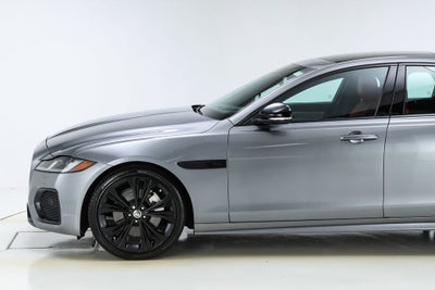 2024 Jaguar XF R-Dynamic SE
