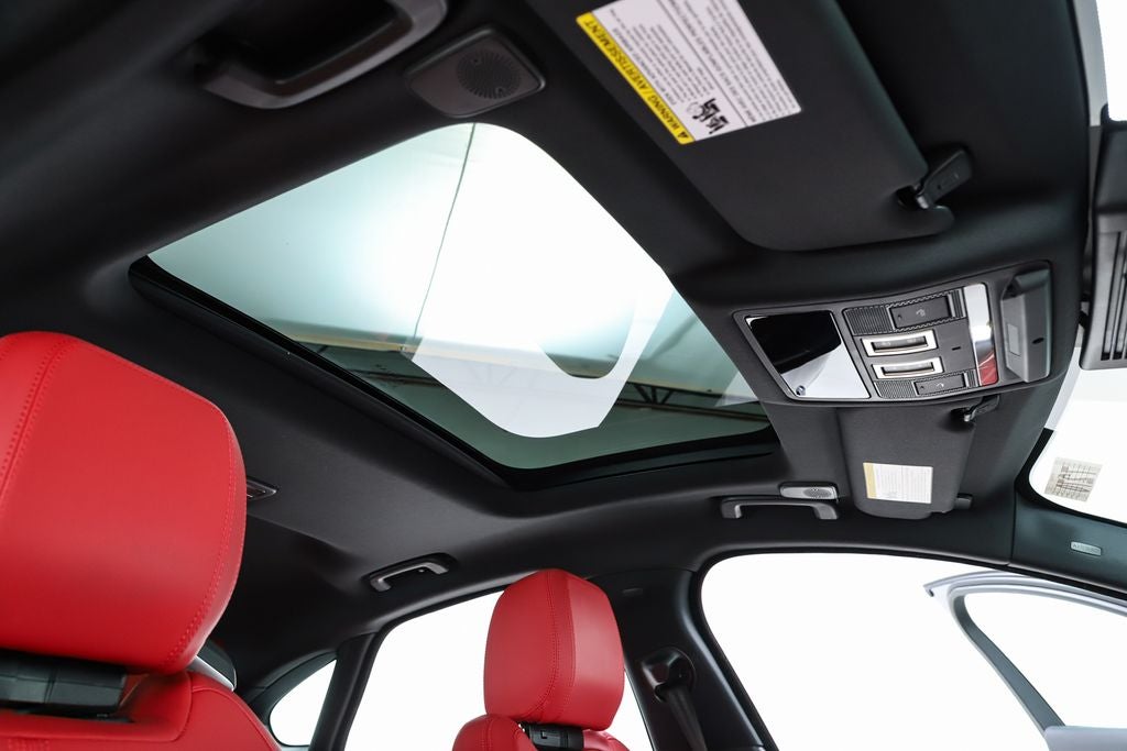 2024 Jaguar XF R-Dynamic SE