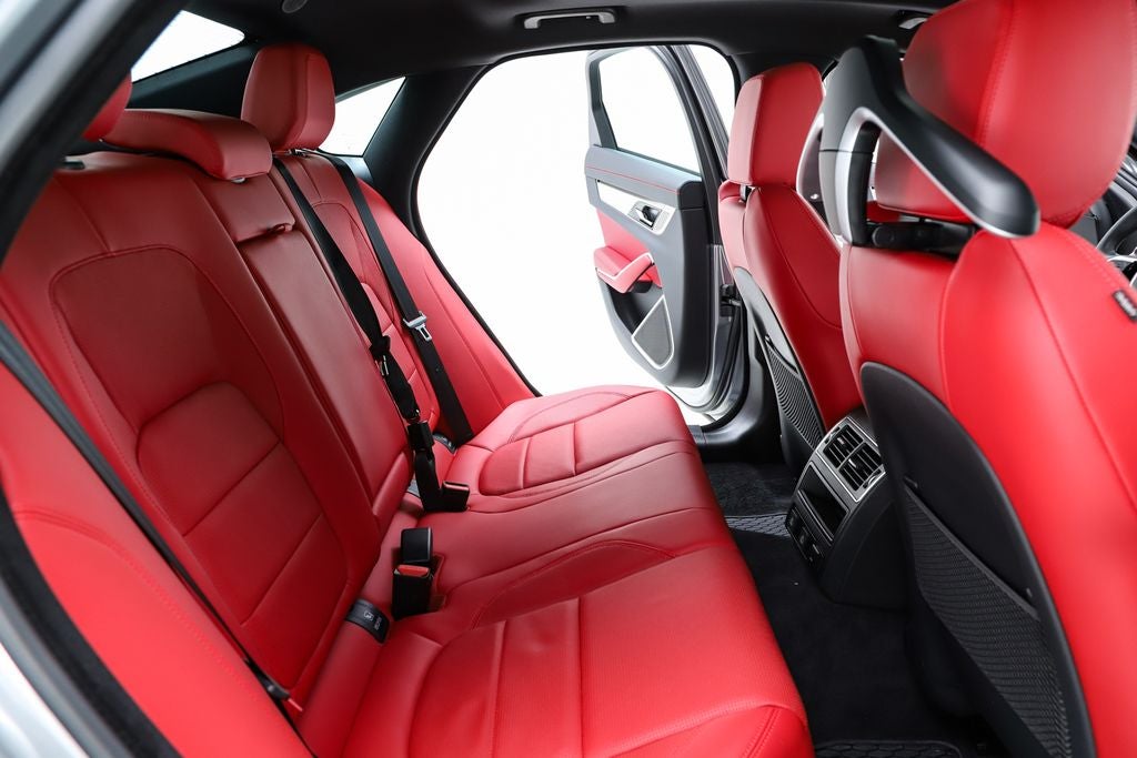 2024 Jaguar XF R-Dynamic SE