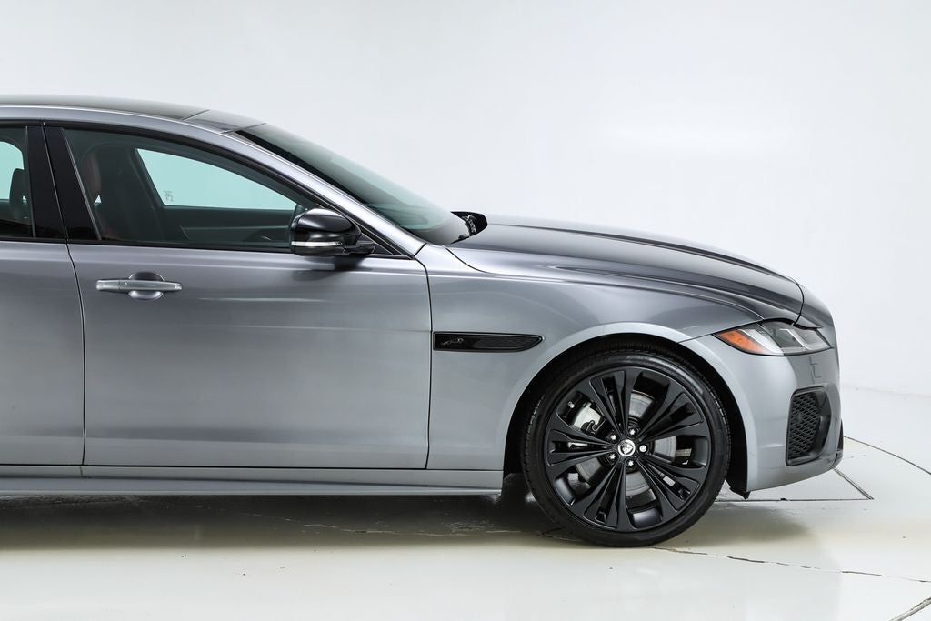2024 Jaguar XF R-Dynamic SE