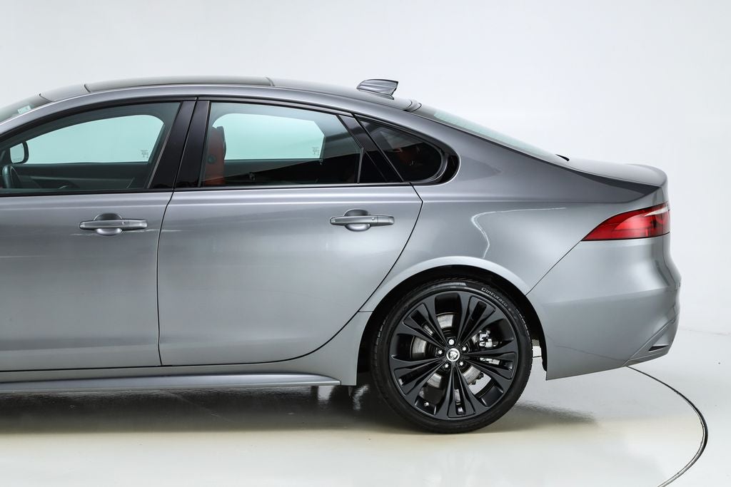 2024 Jaguar XF R-Dynamic SE