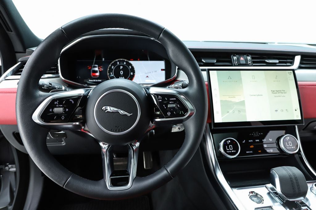 2024 Jaguar XF R-Dynamic SE