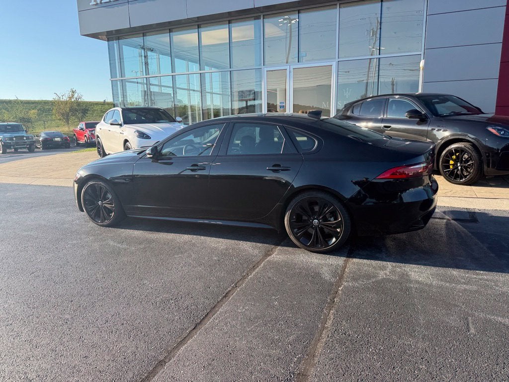 2024 Jaguar XF R-Dynamic SE