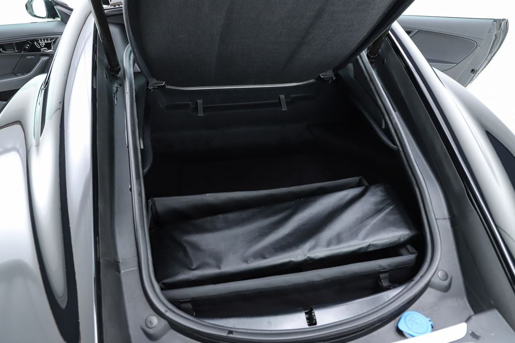 2022 Jaguar F-TYPE R