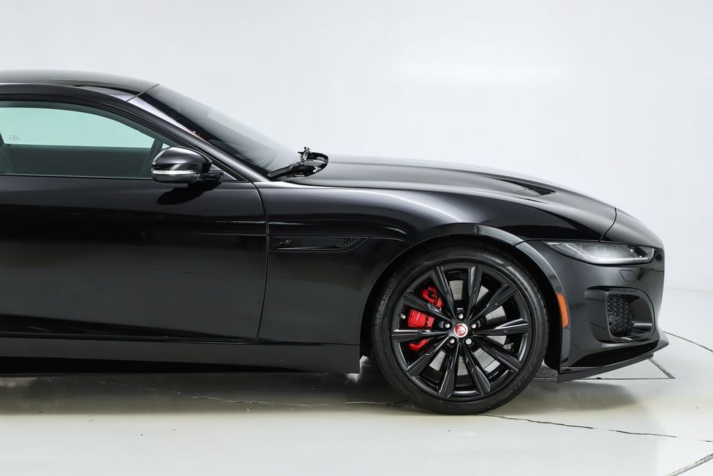 2022 Jaguar F-TYPE R