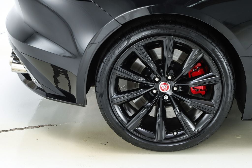 2022 Jaguar F-TYPE R