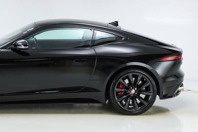 2022 Jaguar F-TYPE R