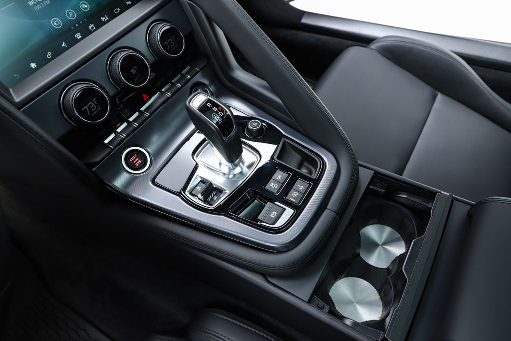 2022 Jaguar F-TYPE R