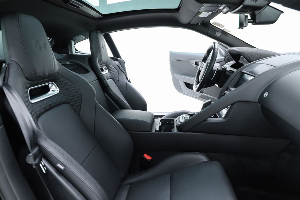 2022 Jaguar F-TYPE R