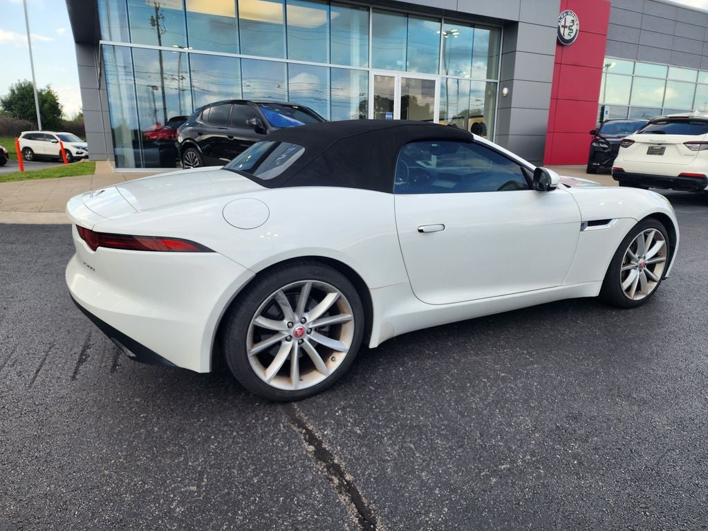 2019 Jaguar F-TYPE P300