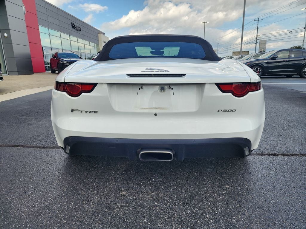 2019 Jaguar F-TYPE P300