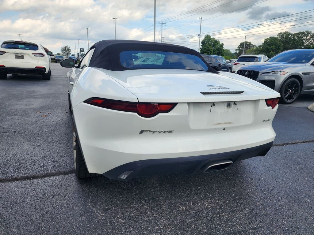 2019 Jaguar F-TYPE P300