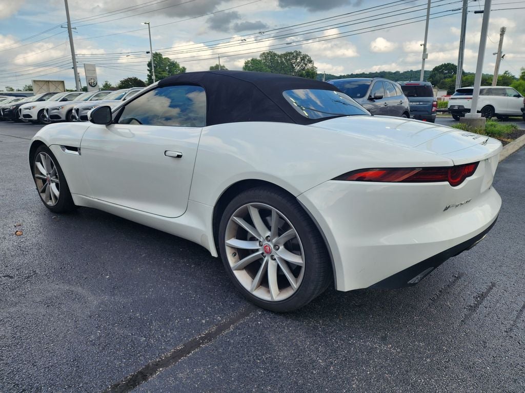 2019 Jaguar F-TYPE P300