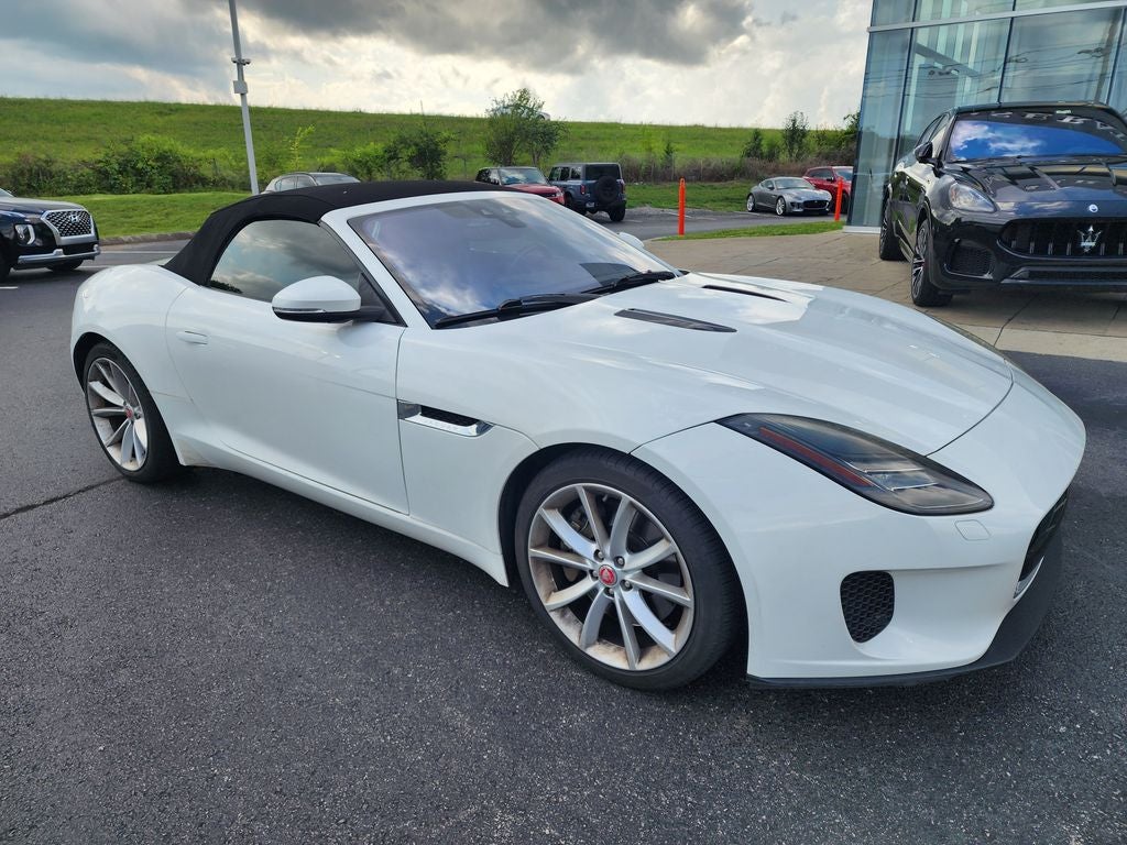 2019 Jaguar F-TYPE P300