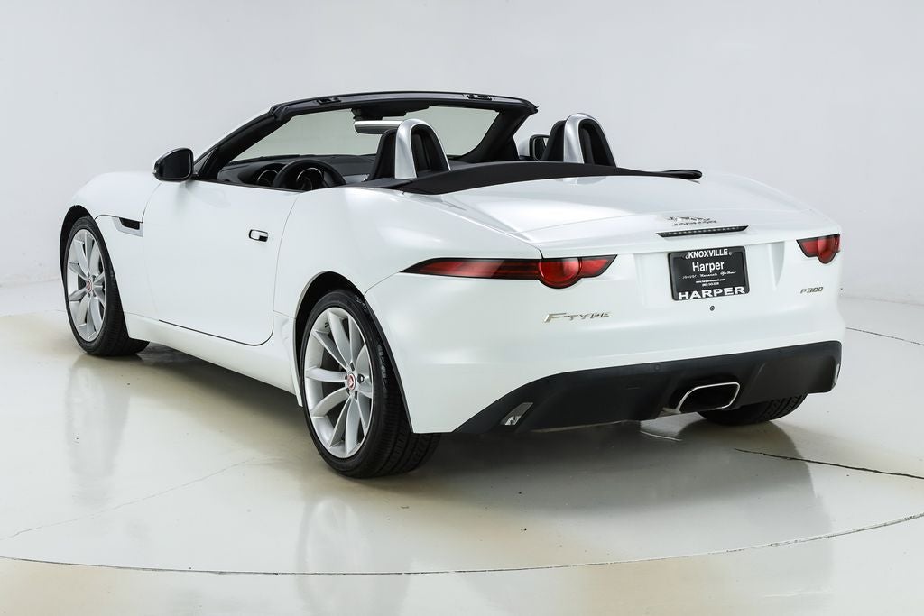 2019 Jaguar F-TYPE P300