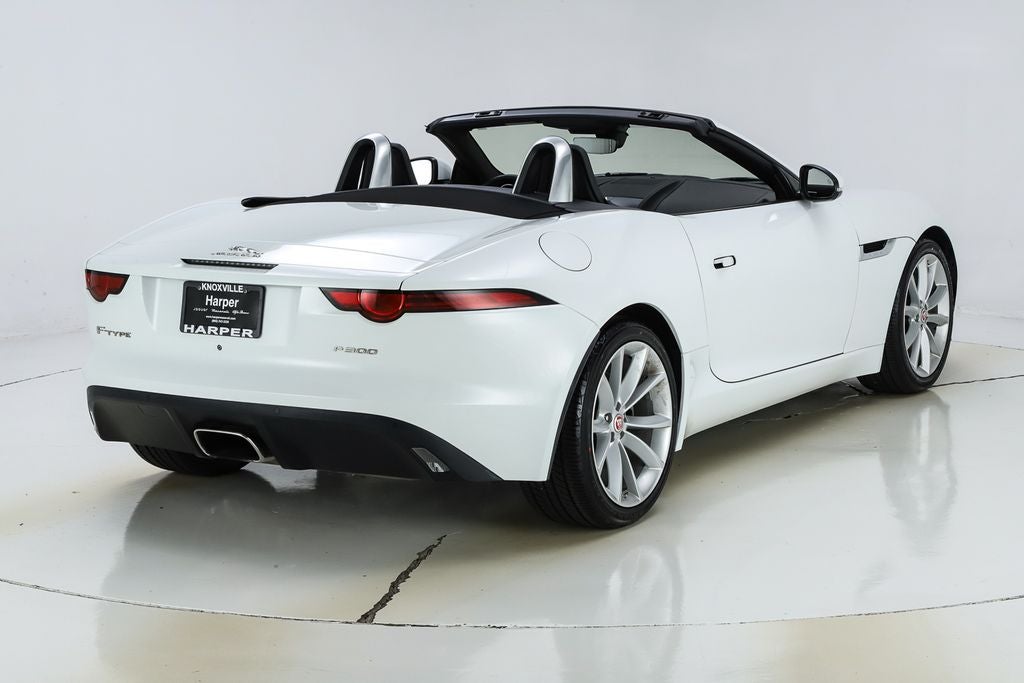 2019 Jaguar F-TYPE P300