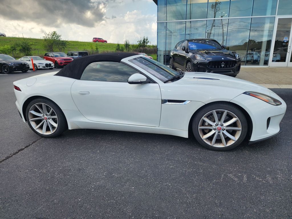 2019 Jaguar F-TYPE P300