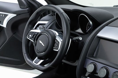 2019 Jaguar F-TYPE P300