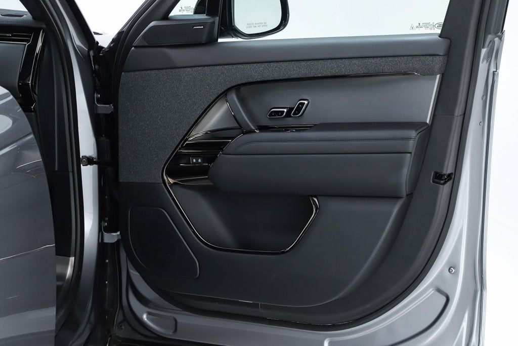 2023 Land Rover Range Rover Sport SE